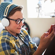 Watch: Everything parents need to know about game livestreams 